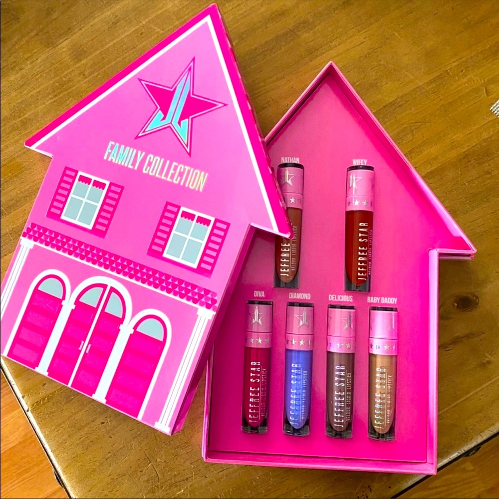 HOST PICK!!! NWT— “Jeffree Star Family Collection” — Jeffree Star Cosmetics
